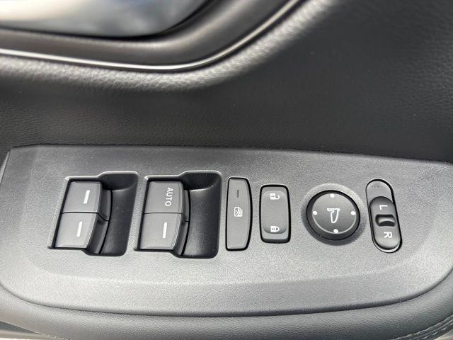 new 2026 Honda HR-V car, priced at $29,605