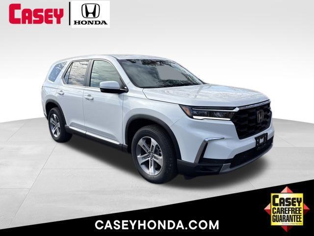 new 2025 Honda Pilot car, priced at $46,050