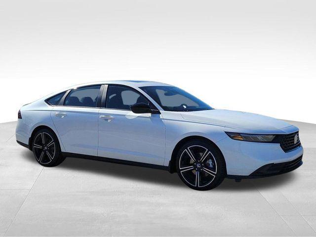 new 2026 Honda Accord Hybrid car, priced at $35,445