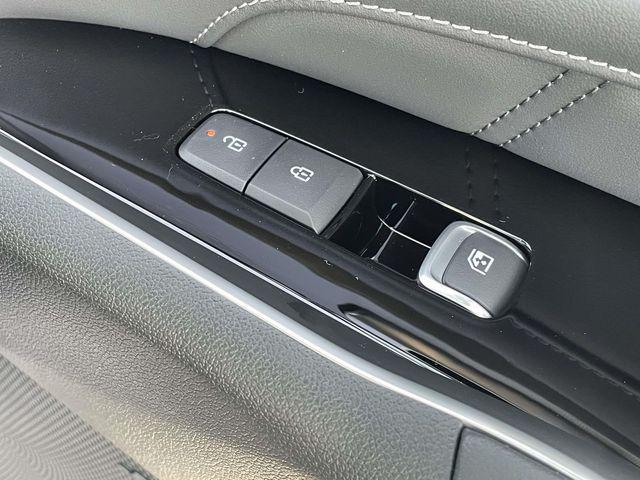 new 2026 Kia Sorento Hybrid car, priced at $44,278