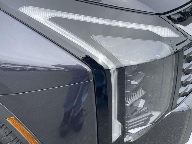 new 2026 Kia Sportage car, priced at $31,576