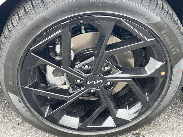 new 2026 Kia K5 car, priced at $31,024