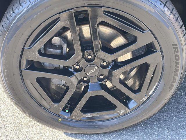 used 2025 Kia Telluride car, priced at $42,500