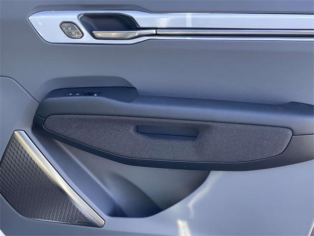 new 2026 Kia EV9 car, priced at $62,480