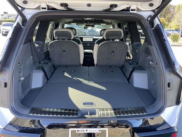 new 2026 Kia EV9 car, priced at $62,480