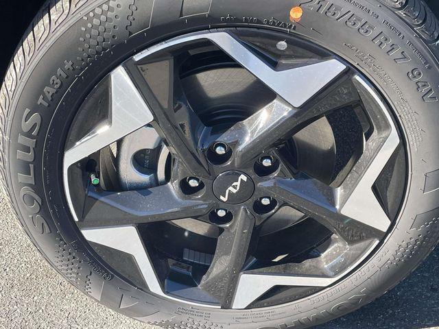 new 2026 Kia Seltos car, priced at $28,376