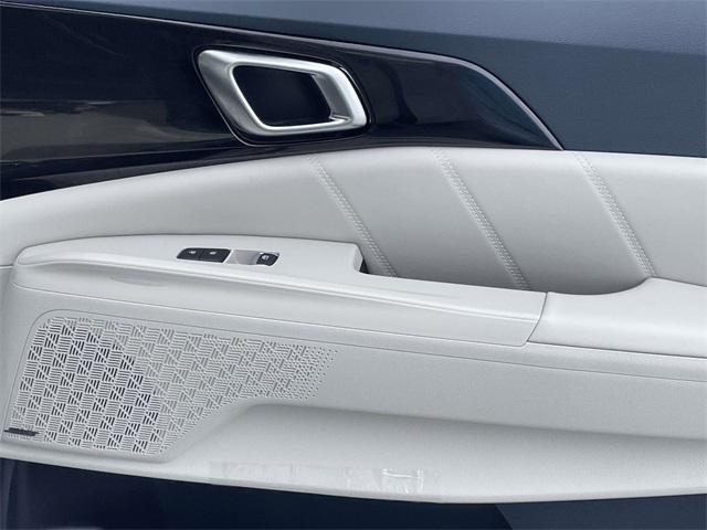 new 2026 Kia Carnival car, priced at $53,285