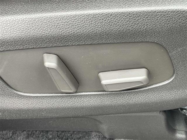 new 2026 Kia Carnival Hybrid car, priced at $50,974