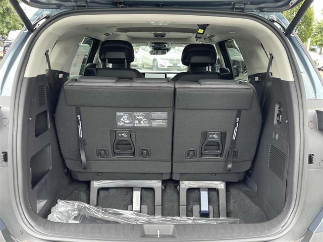 new 2026 Kia Carnival Hybrid car, priced at $50,974
