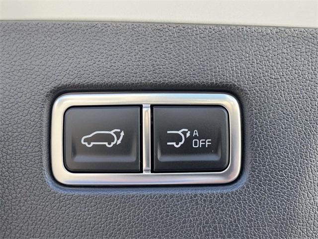 new 2026 Kia Sorento car, priced at $37,928