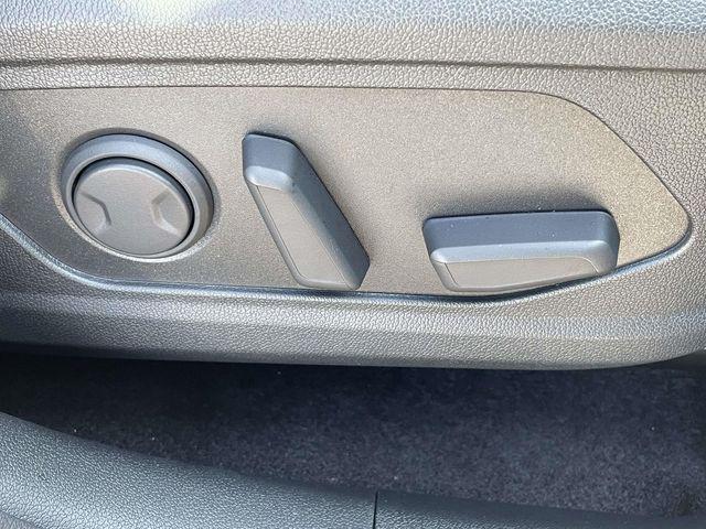 new 2026 Kia Sorento Hybrid car, priced at $44,704