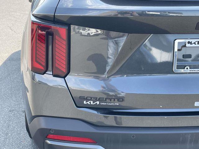 new 2026 Kia Sorento Hybrid car, priced at $44,704