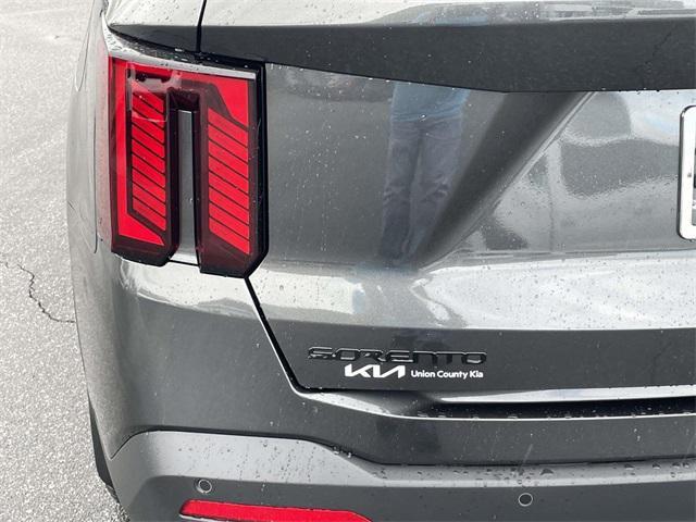 new 2026 Kia Sorento Hybrid car, priced at $45,541