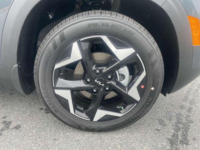 new 2026 Kia Seltos car, priced at $27,645