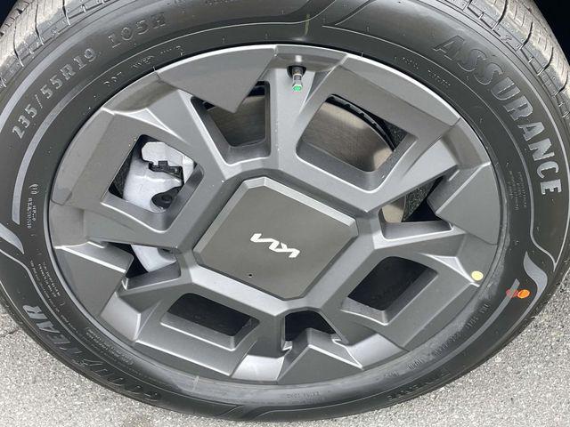 new 2026 Kia Carnival Hybrid car, priced at $43,090