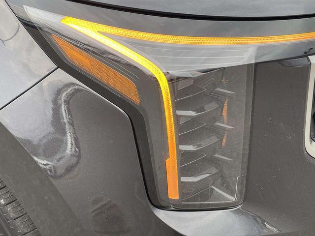 new 2026 Kia Carnival Hybrid car, priced at $43,090