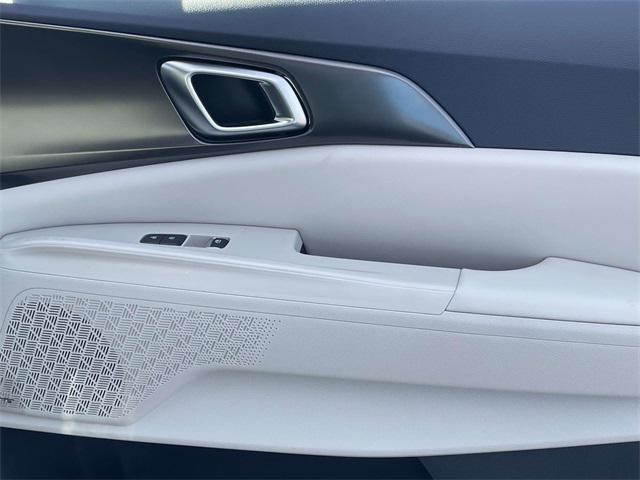 new 2026 Kia Carnival Hybrid car, priced at $53,035