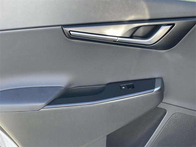 new 2025 Kia EV6 car, priced at $39,075