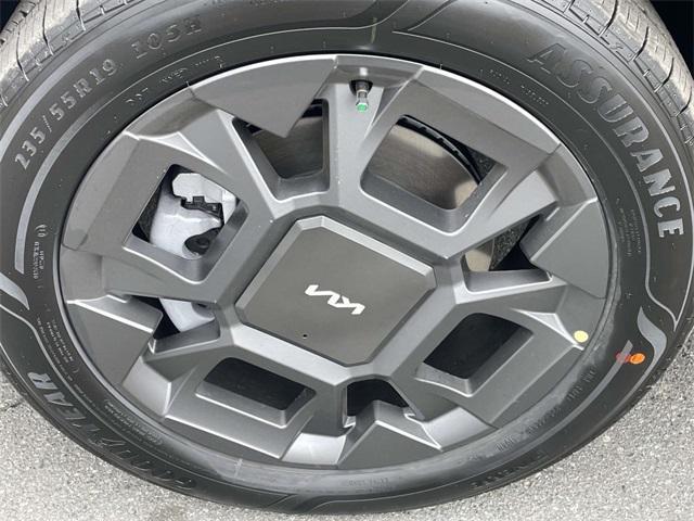 new 2026 Kia Carnival Hybrid car, priced at $44,045