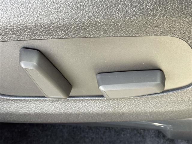 new 2026 Kia Carnival car, priced at $41,965