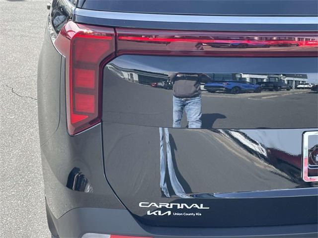 new 2026 Kia Carnival car, priced at $41,965