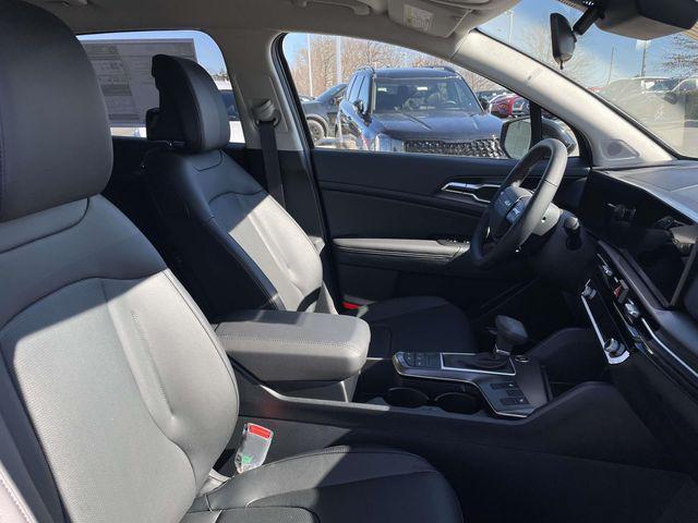 new 2026 Kia Sportage car, priced at $29,735