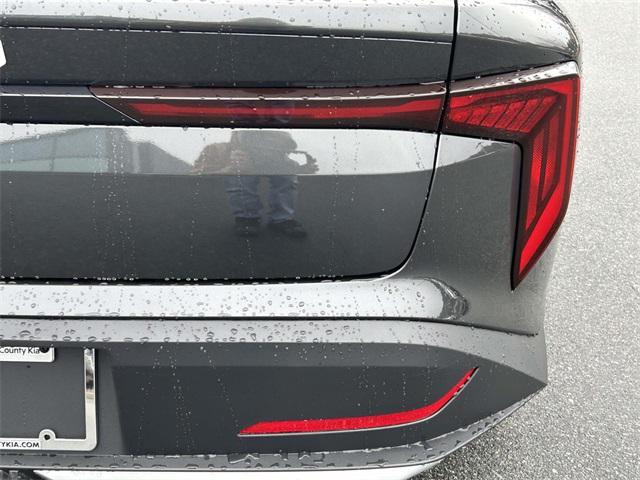 new 2026 Kia K4 car, priced at $23,057