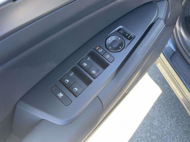 new 2026 Kia Sportage car, priced at $32,669