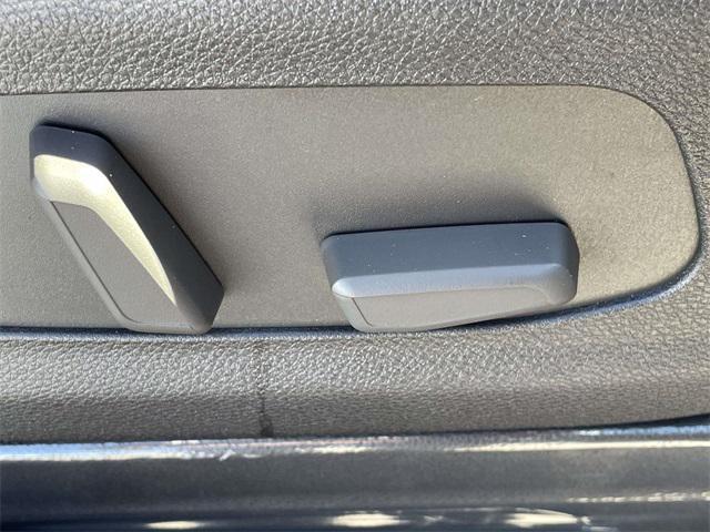 new 2026 Kia Carnival car, priced at $52,535