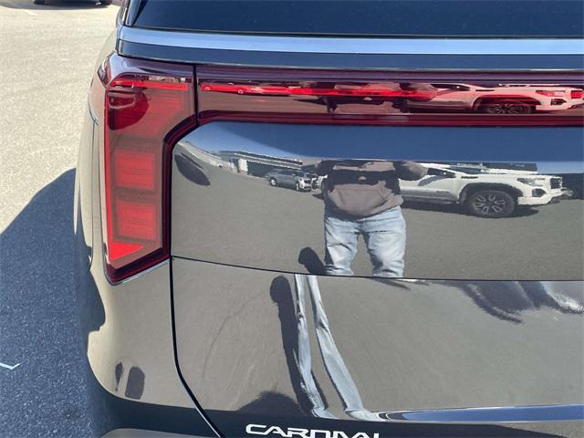 new 2026 Kia Carnival Hybrid car, priced at $41,128