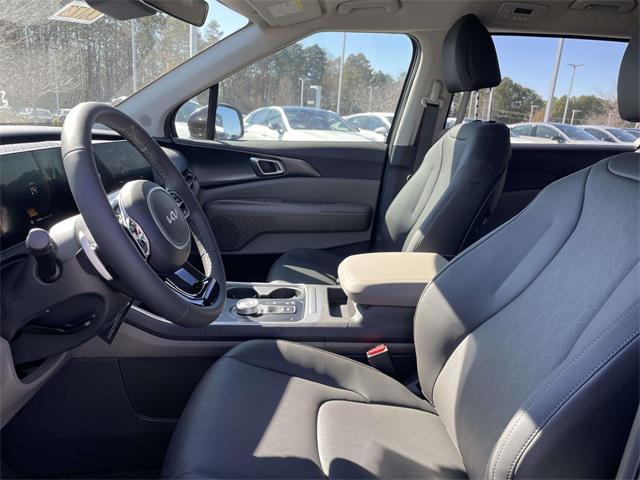 new 2026 Kia Carnival Hybrid car, priced at $41,128