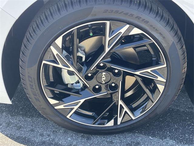 new 2026 Kia K5 car, priced at $28,924