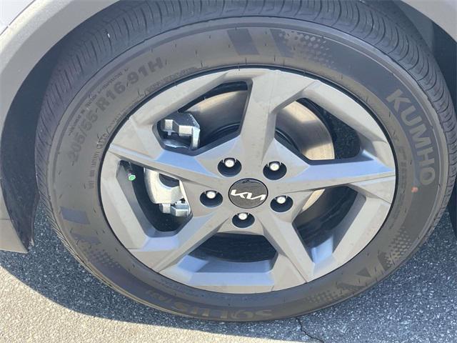 new 2025 Kia K4 car, priced at $22,820