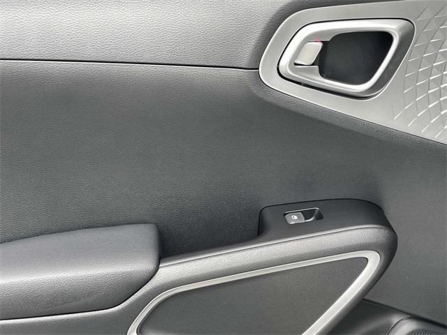 new 2025 Kia Soul car, priced at $22,405