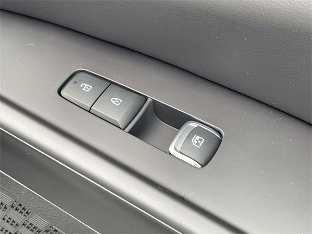 new 2026 Kia Carnival car, priced at $49,785