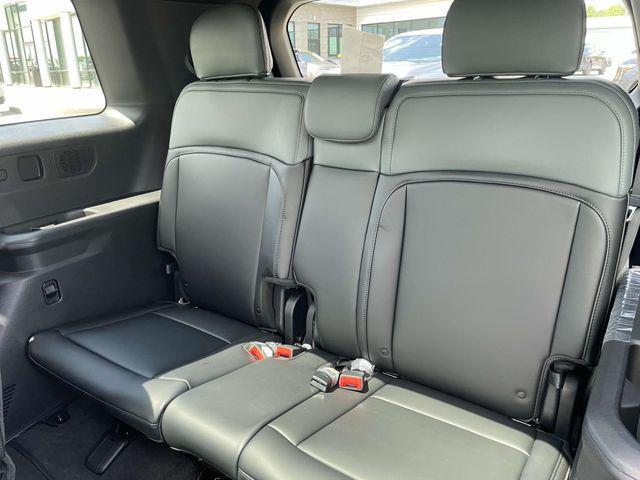 new 2027 Kia Telluride Hybrid car, priced at $58,329
