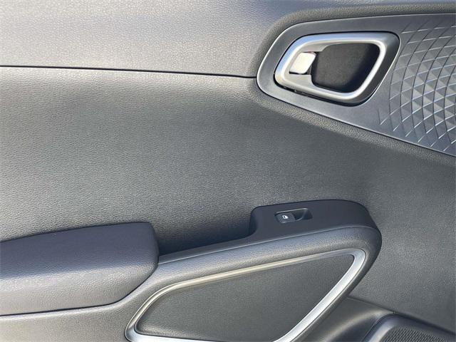 new 2025 Kia Soul car, priced at $23,600