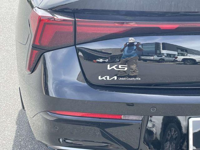 new 2026 Kia K5 car, priced at $30,059