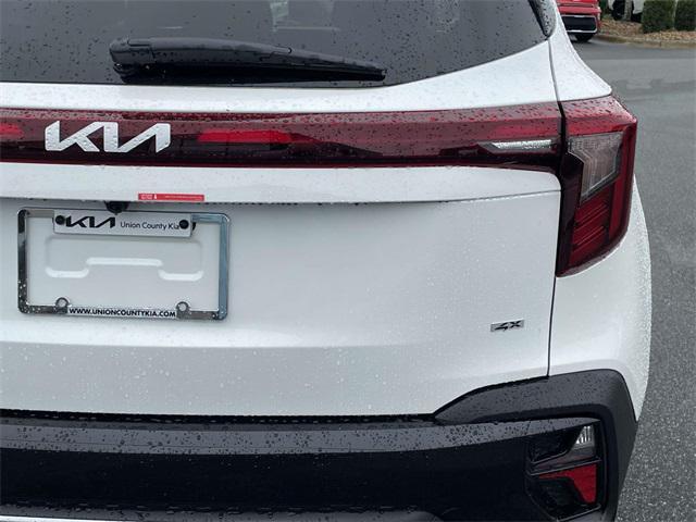 new 2026 Kia Seltos car, priced at $27,271