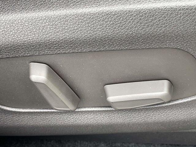 new 2026 Kia Carnival Hybrid car, priced at $50,654