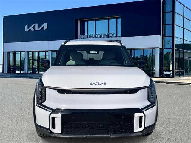 new 2026 Kia EV9 car, priced at $62,780