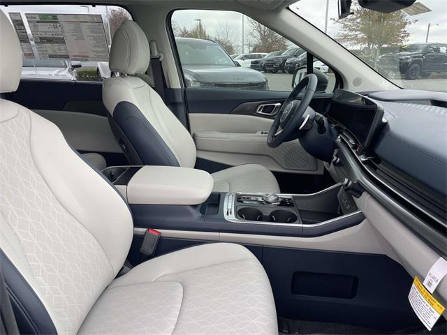 new 2026 Kia Carnival Hybrid car, priced at $48,581