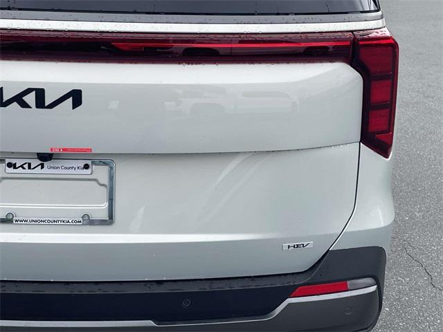 new 2026 Kia Carnival Hybrid car, priced at $48,581