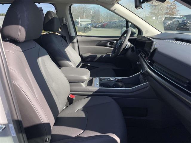 new 2026 Kia Carnival Hybrid car, priced at $53,311