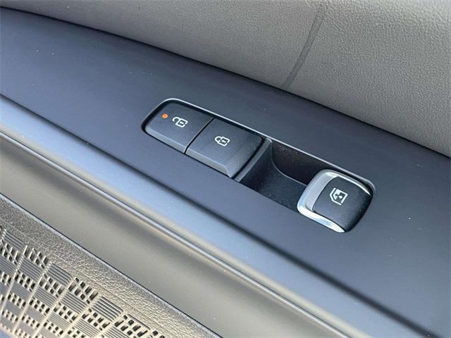 new 2026 Kia Carnival Hybrid car, priced at $53,311