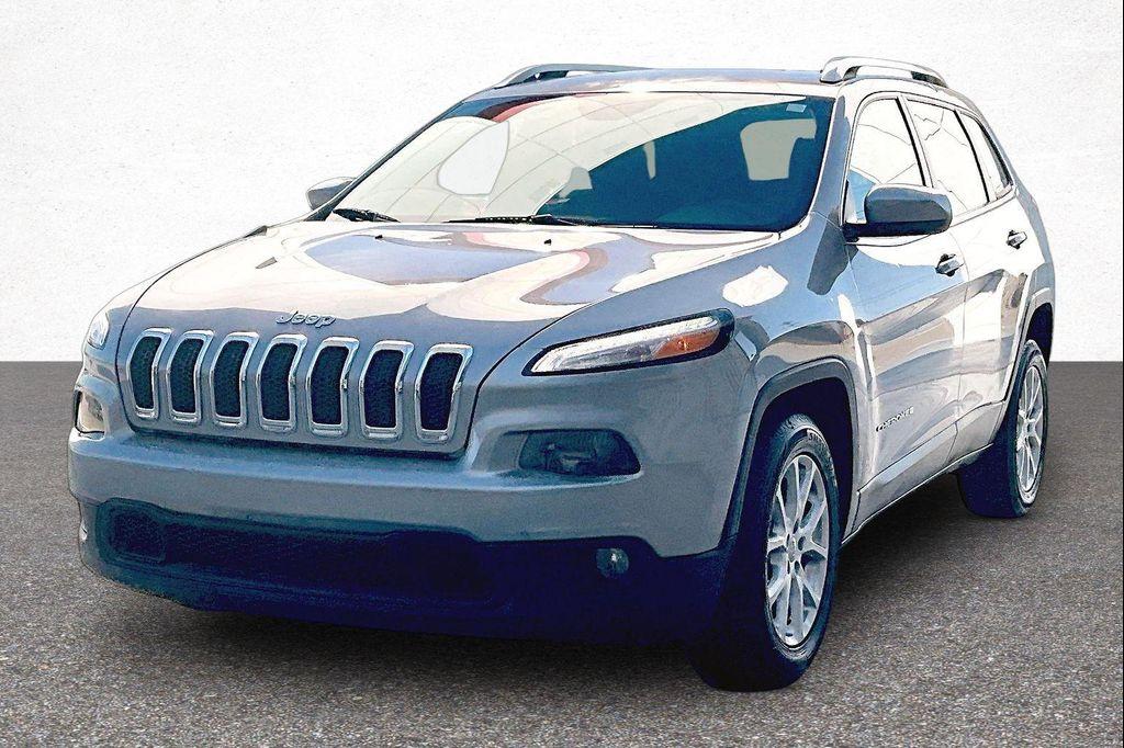 used 2018 Jeep Cherokee car, priced at $9,499