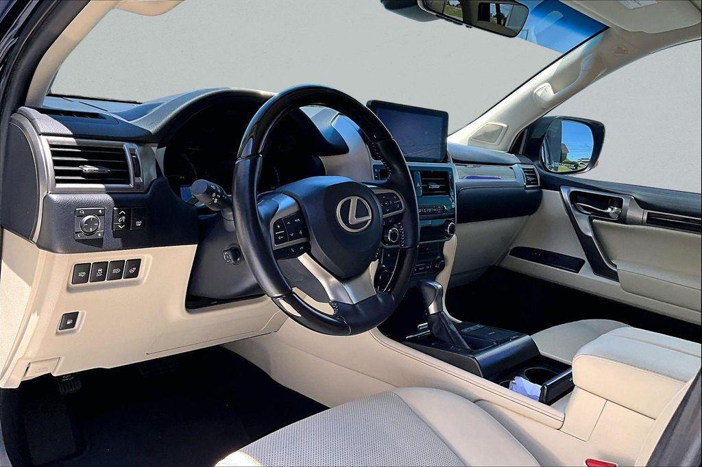 used 2023 Lexus GX 460 car, priced at $61,000