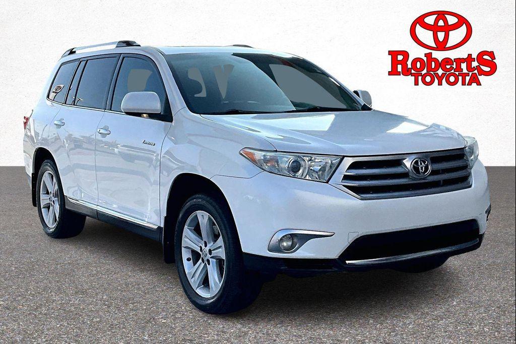 used 2012 Toyota Highlander car, priced at $9,384