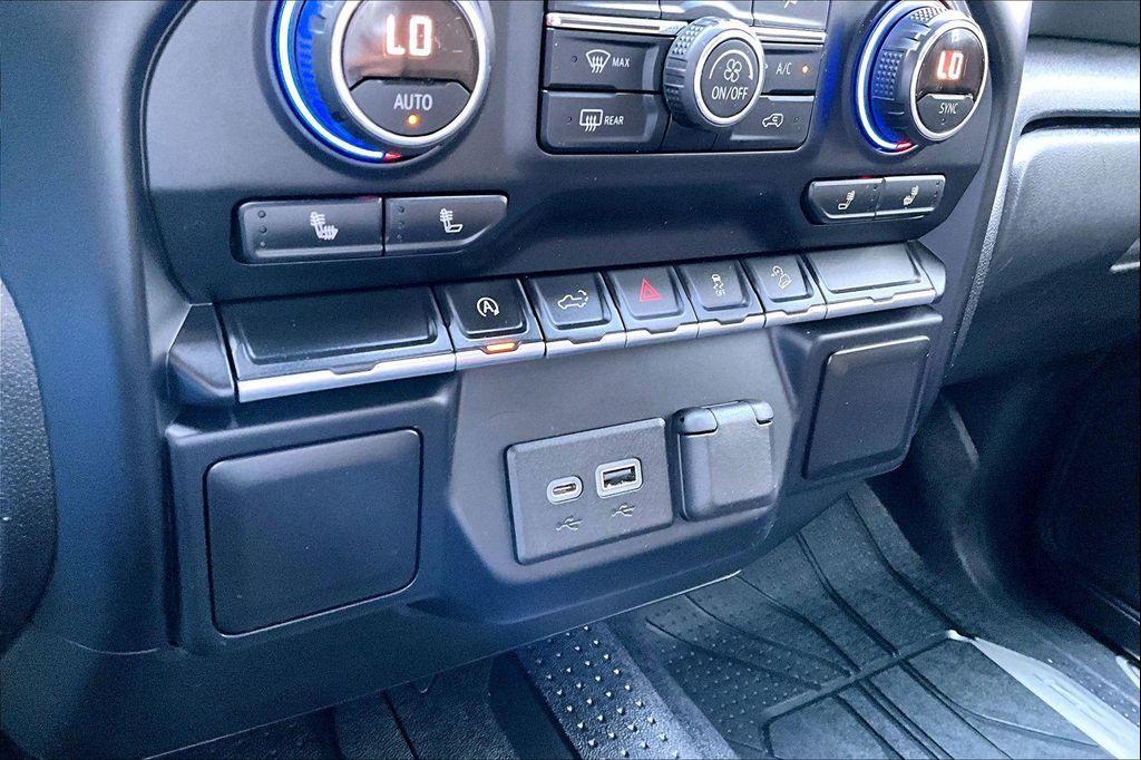 used 2019 Chevrolet Silverado 1500 car, priced at $33,999