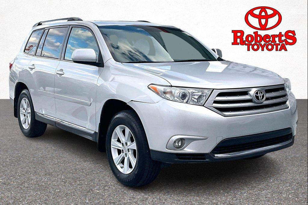 used 2012 Toyota Highlander car, priced at $9,790